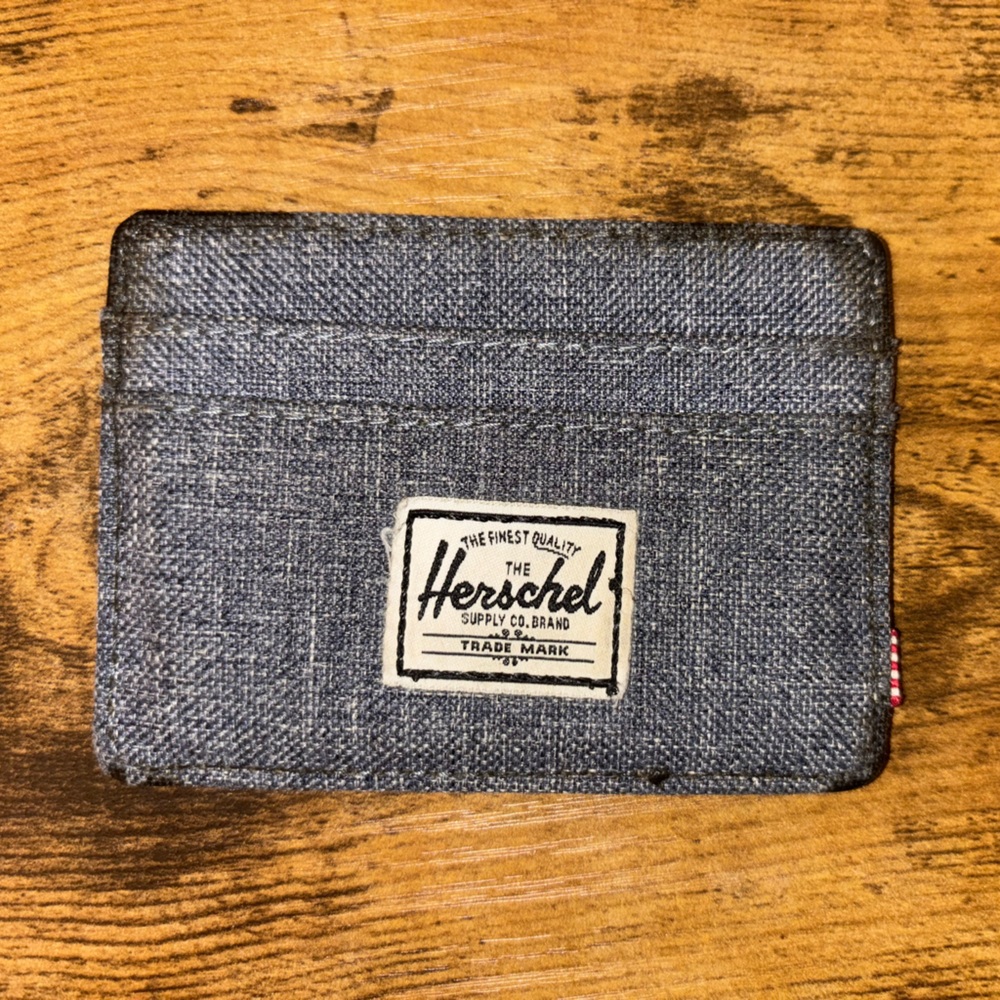 Herschel wallet